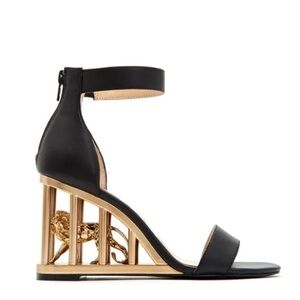 Katy Perry The Leon Sandals